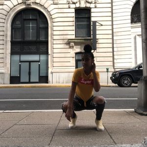 Meet your Posher, Alejandra